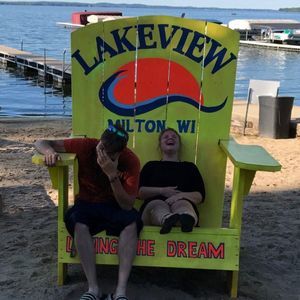 Meet your Posher, Bill